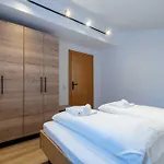 Alpenglueck By We Rent, Jokercard Included