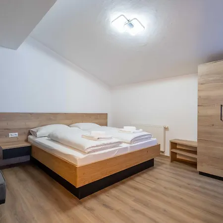 Alpenglueck By We Rent, Jokercard Included *